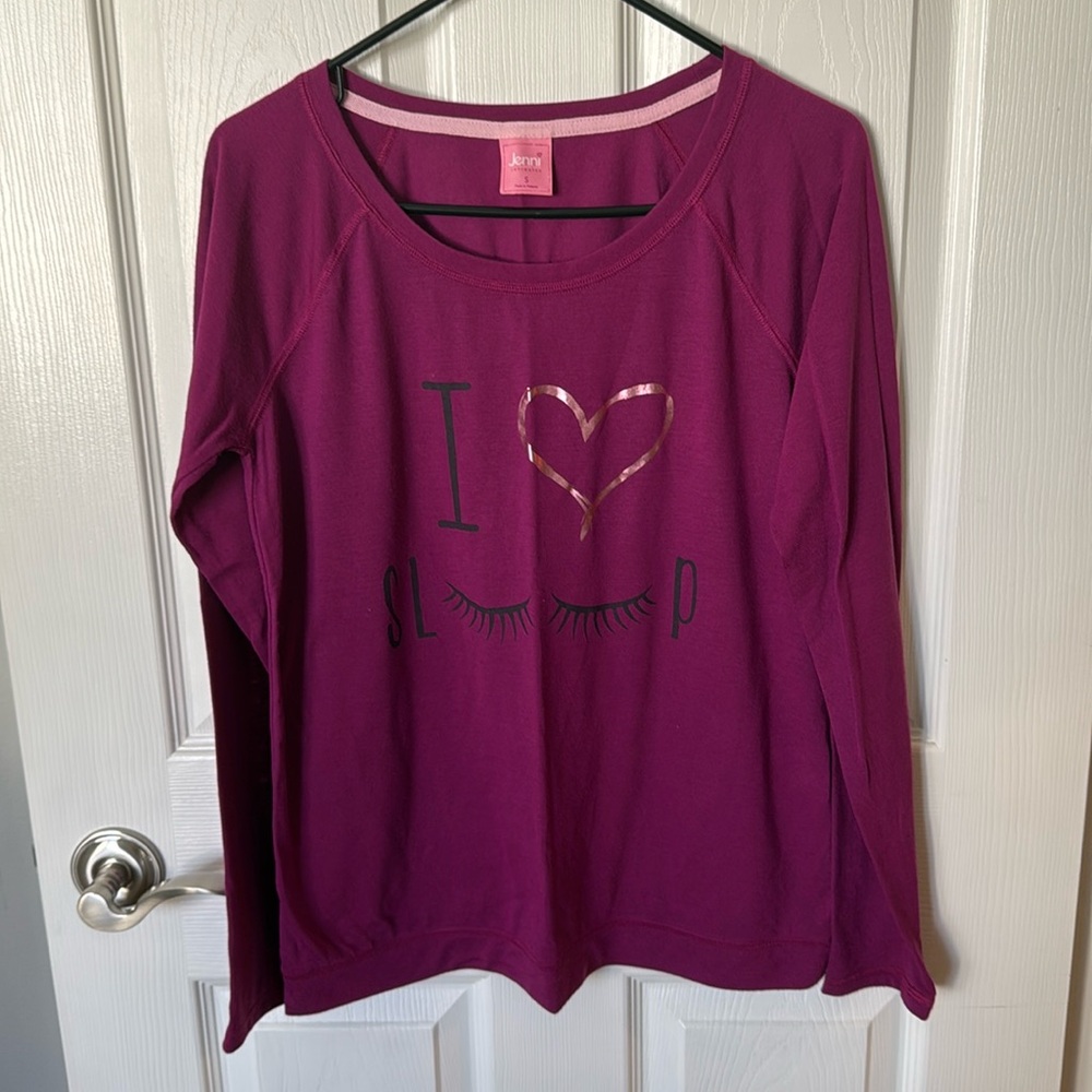 Great Condition Long Sleeve Sleep Top